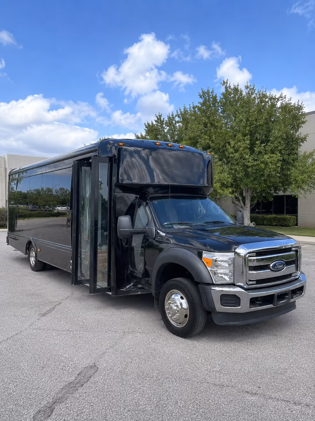Council Bluffs Winery Tour & Pub Crawl Transportation