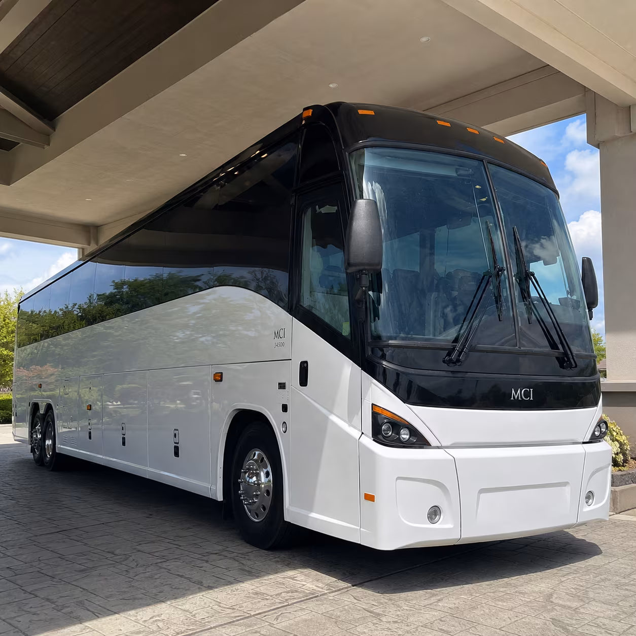 Omaha Airport Shuttle & Transportation party bus exterior