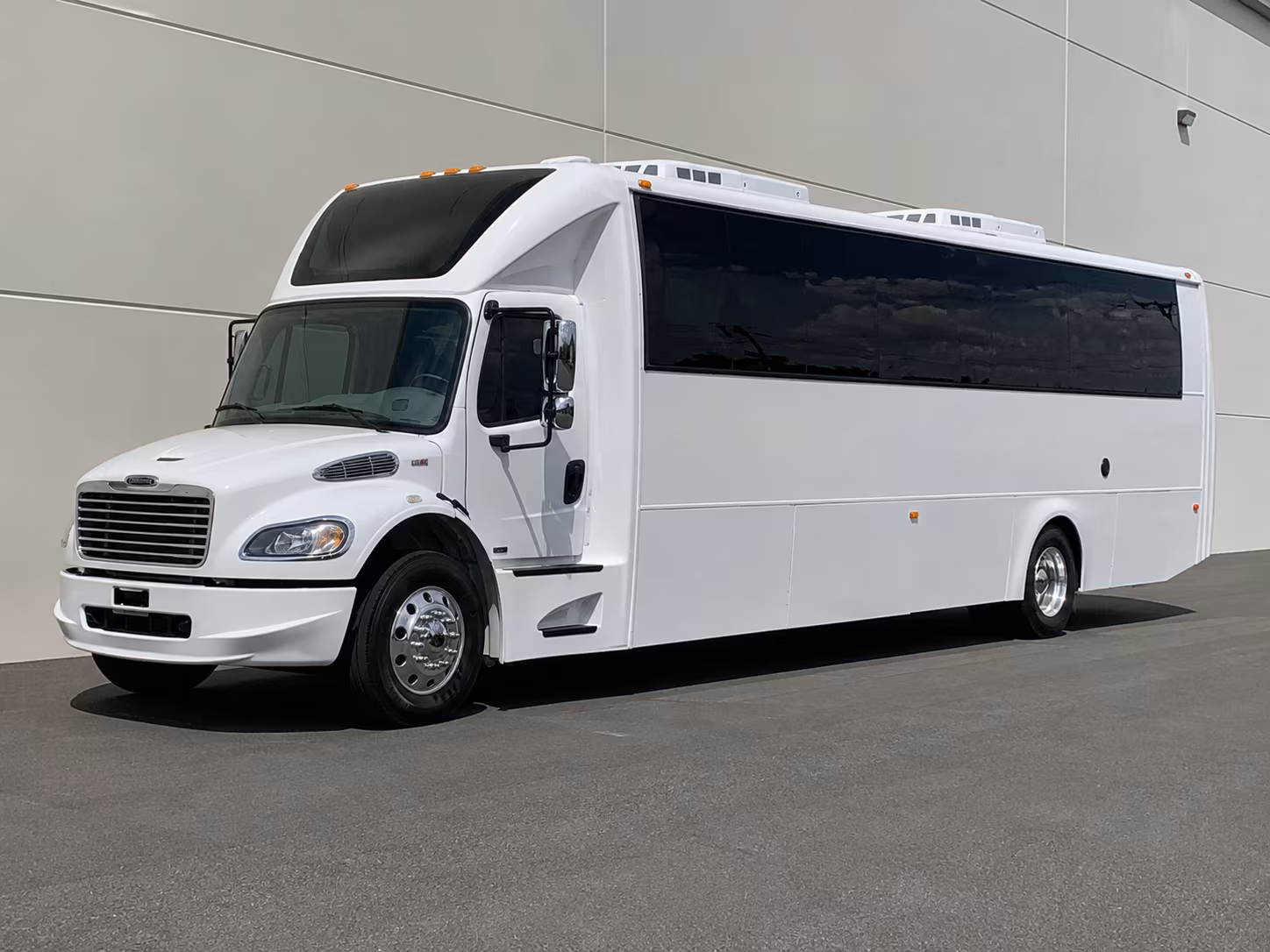 Omaha Bachelor & Bachelorette Transportation pickup coordination