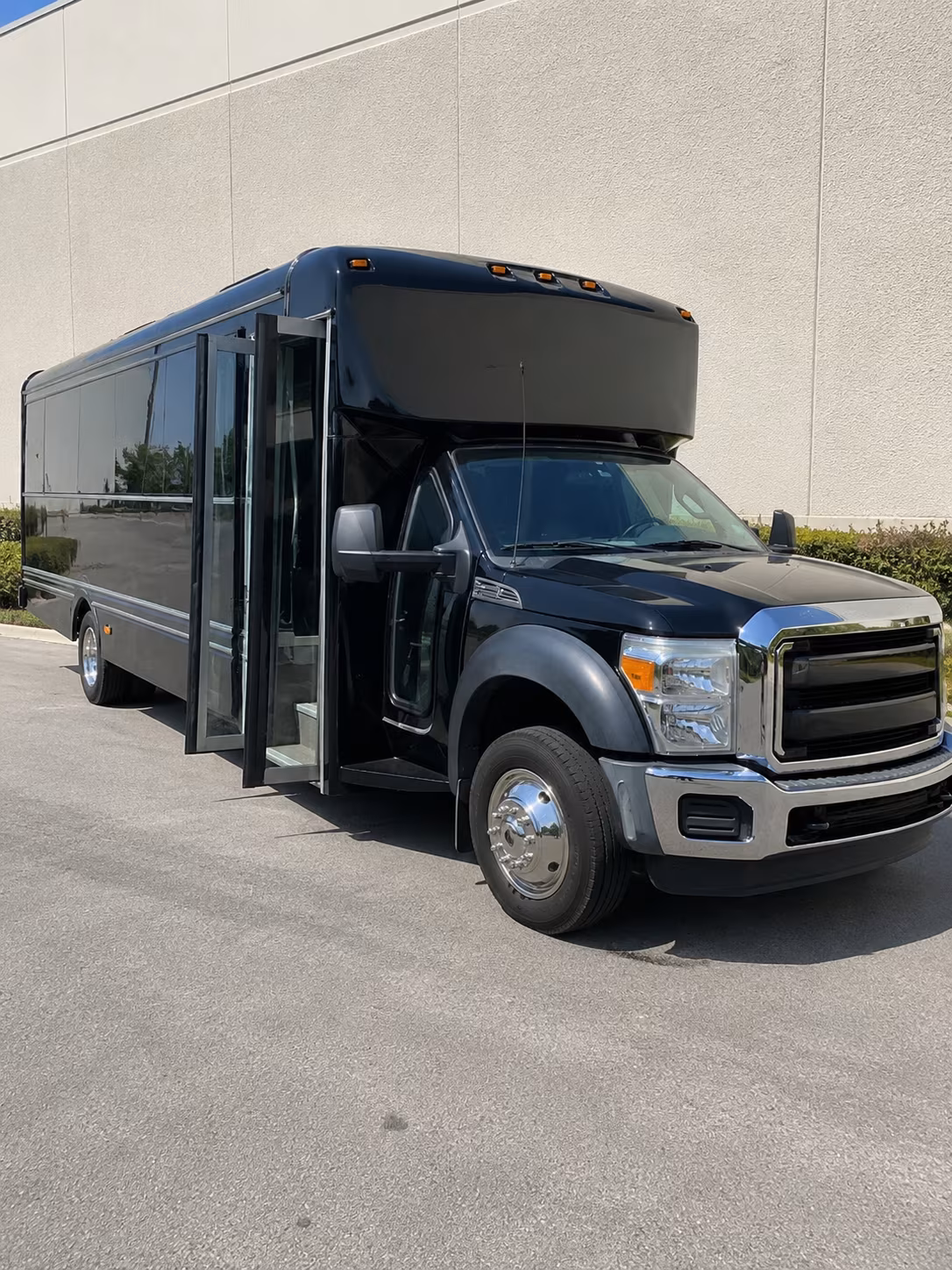 Omaha Concert & Music Festival Transportation party bus exterior