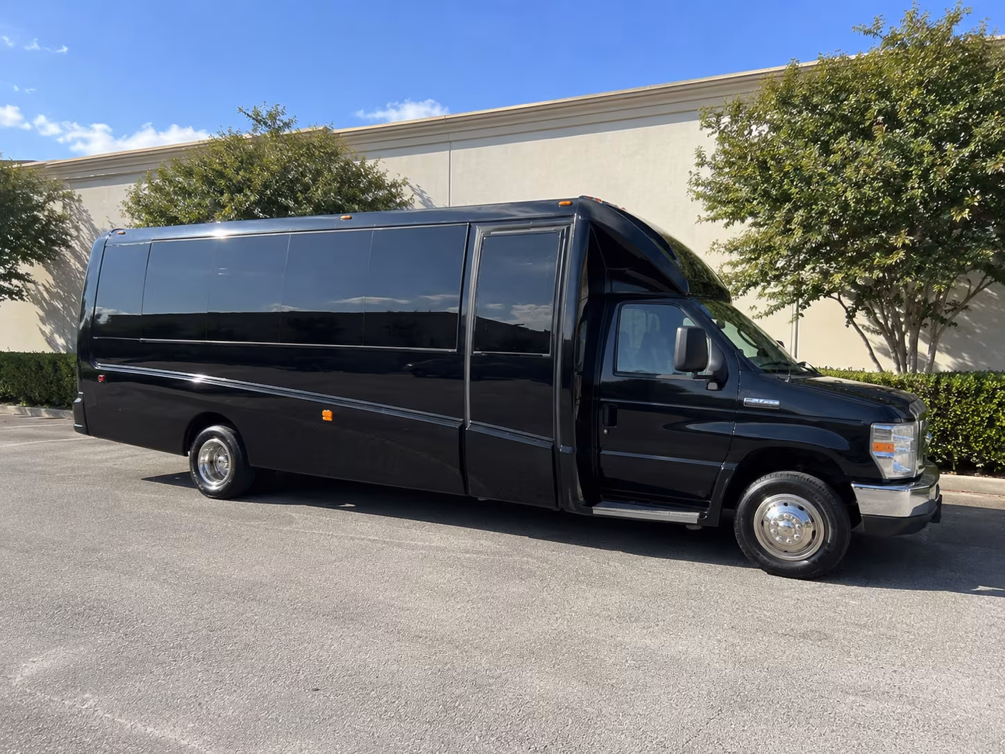 Omaha Prom & Homecoming Transportation party bus exterior
