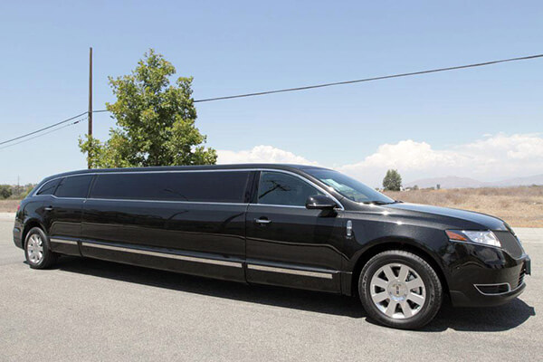 Lincoln MKT Limo